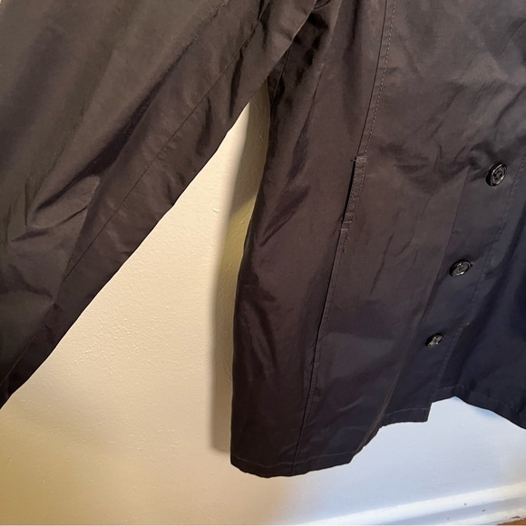 Lands’ End Rain Coat Button Down Black - Picture 4 of 10